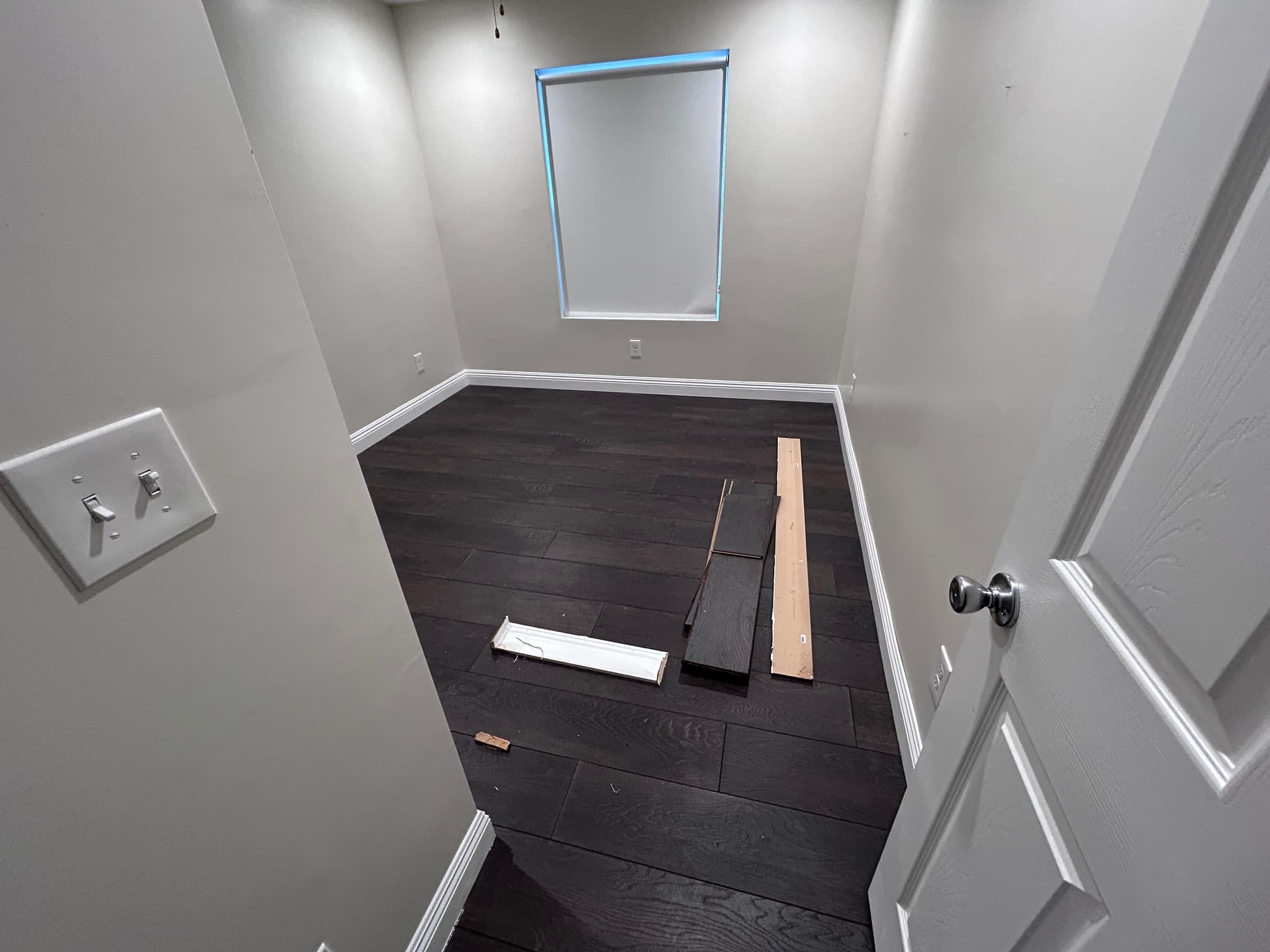 Room Flooring by V&B Construction